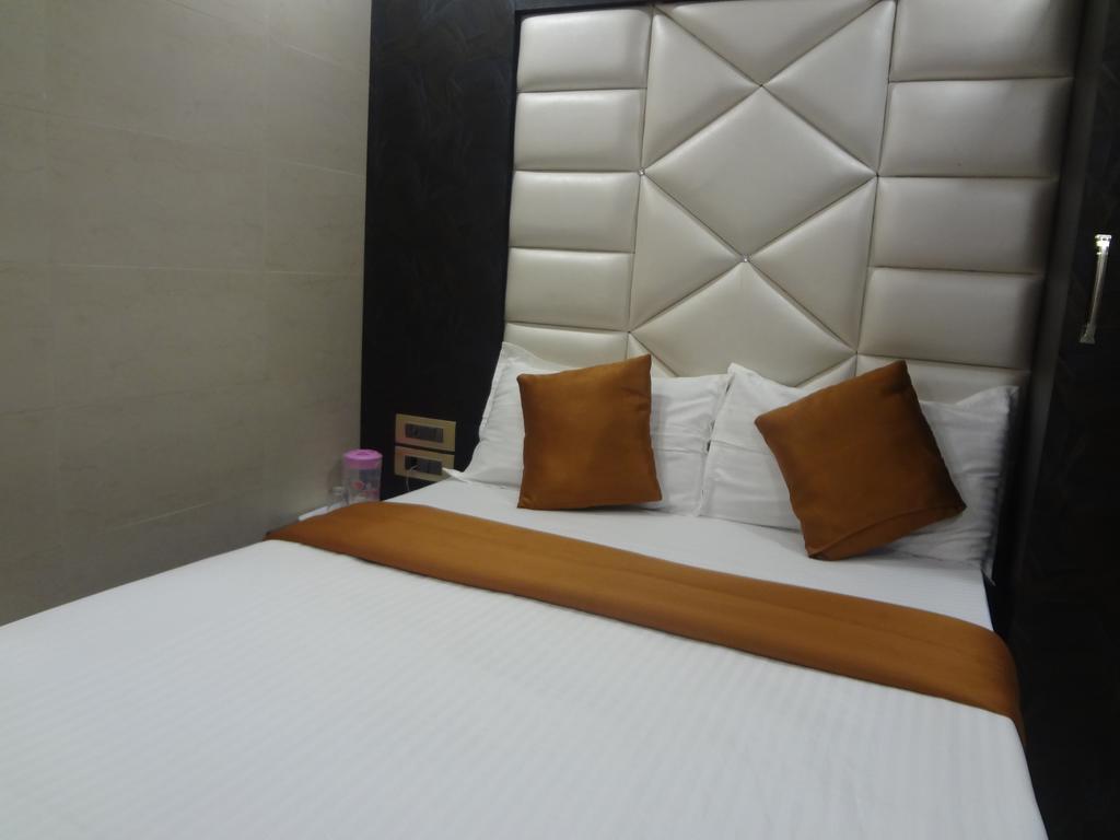 Hotel Karishma Βομβάη Εξωτερικό φωτογραφία