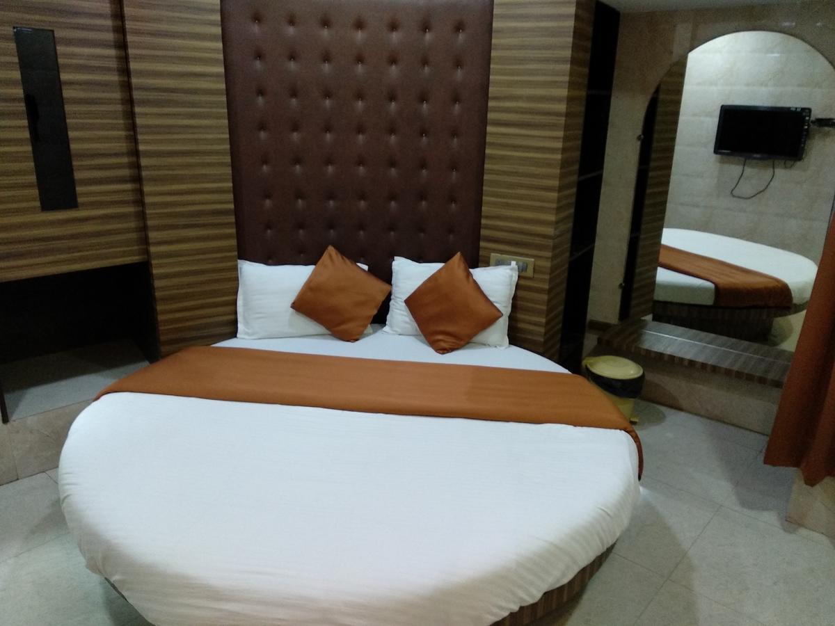 Hotel Karishma Βομβάη Εξωτερικό φωτογραφία