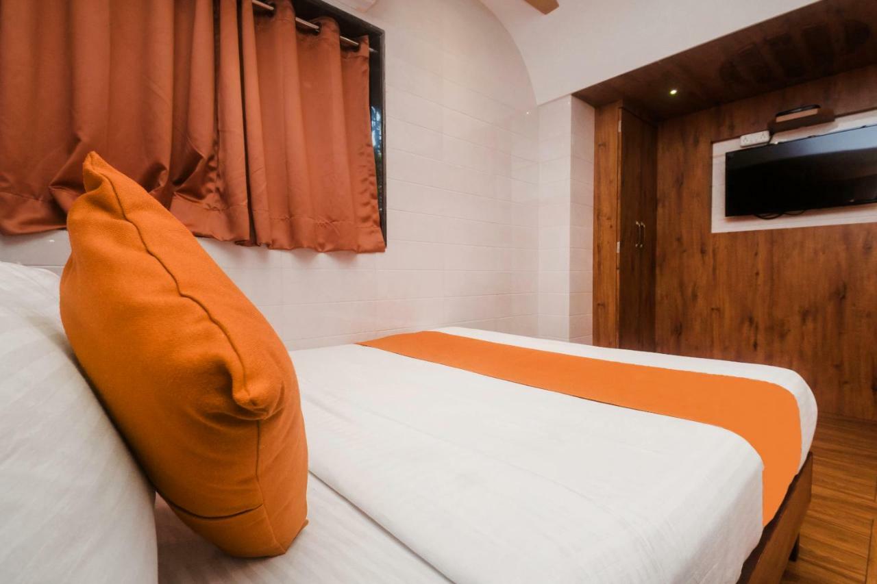 Hotel Karishma Βομβάη Εξωτερικό φωτογραφία